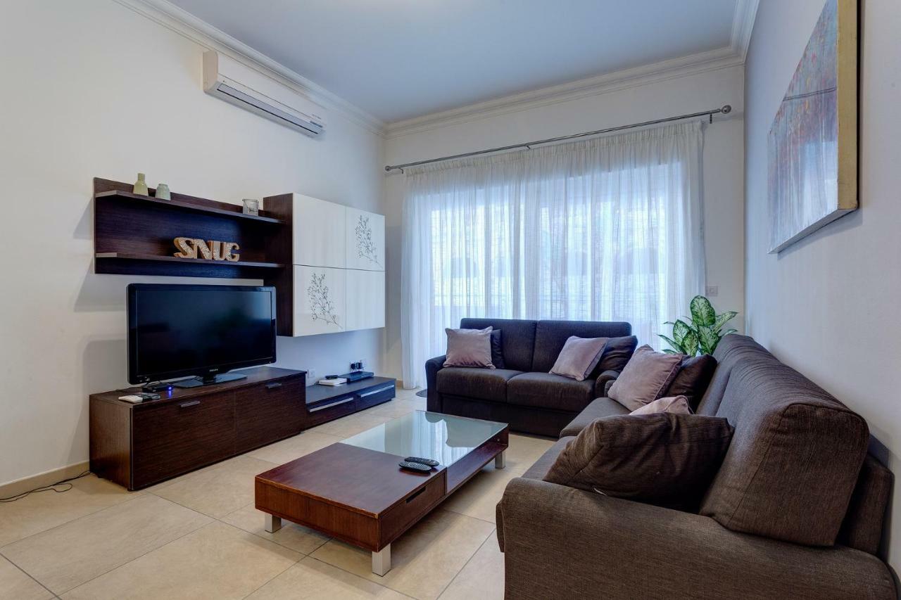 Gorgeous Apartment With Terrace In Fort Cambridge, Pool Sliema Exterior foto